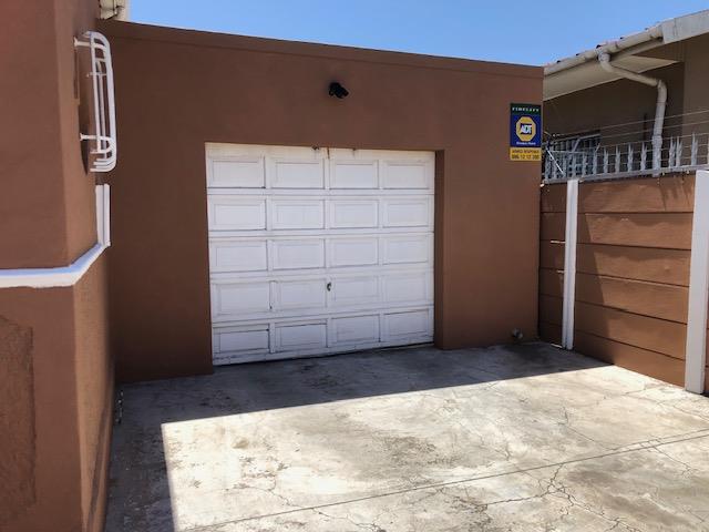 To Let 3 Bedroom Property for Rent in Parow Valley Western Cape